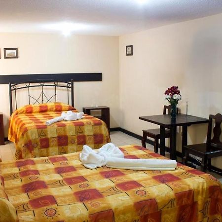 Villas Hotel Cholula Eksteriør billede